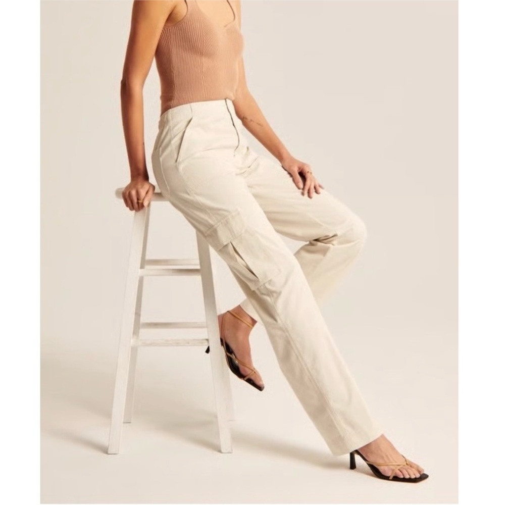 Abercrombie & Fitch Poplin High Rise Cargo Bootcut Pant Neutral Cream 26